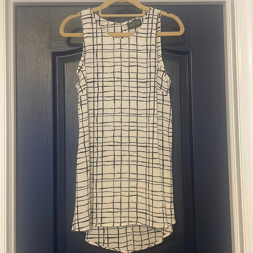 ASTR Black and White top